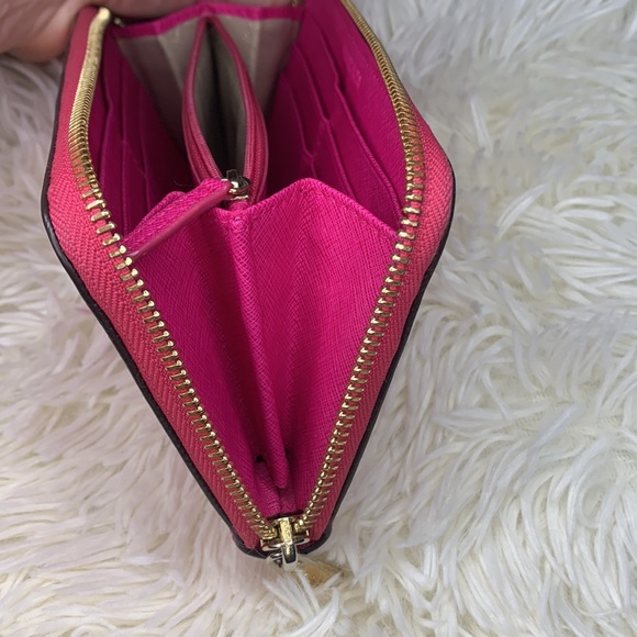 Michael Kors Crossgrain Leather Wallet - Picture 10 of 13